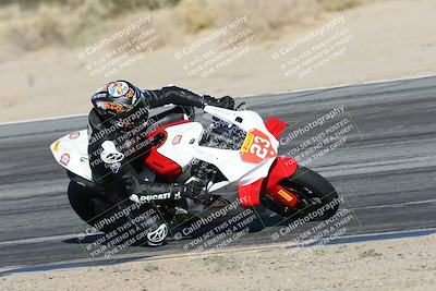 media/Dec-01-2025-Moto Forza (Mon) [[2daa91e15f]]/1-Advanced Group/Session 4 Turn 9/